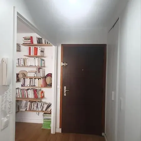 Belleville Apartment